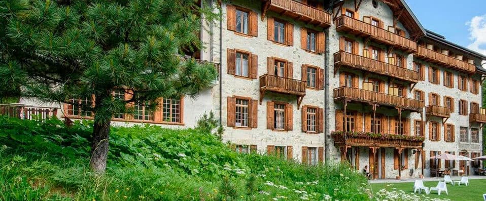 Vue générale du Grand Hôtel & Kurhaus à Arolla